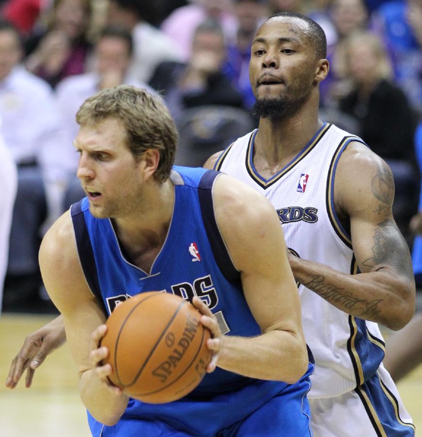 诺维茨基vs加内特vs邓肯：1998年大前锋黄金一代谁是史上最佳？